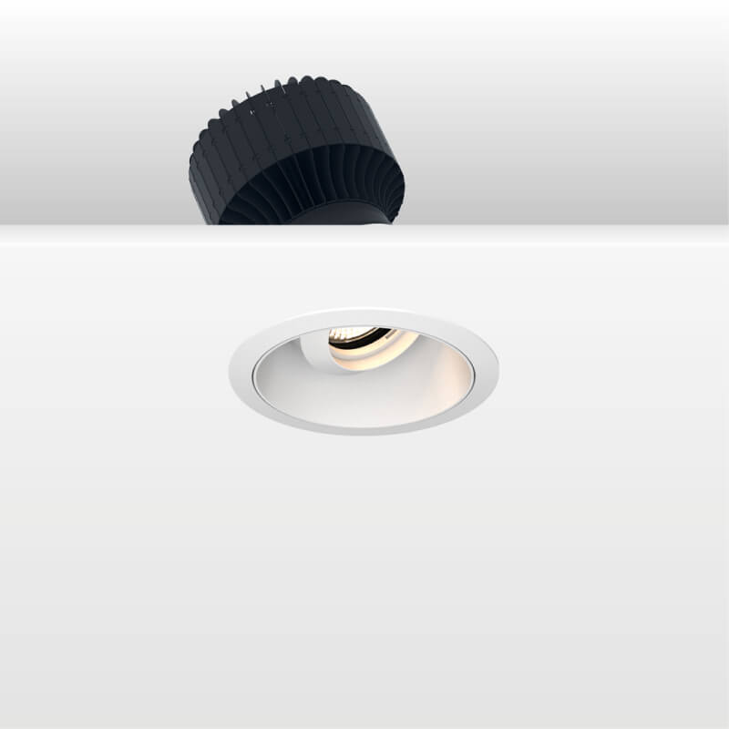 Vasari Round Series